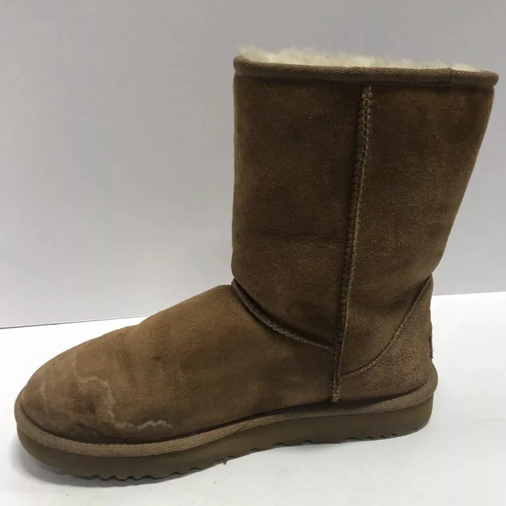 UGG women’s classic